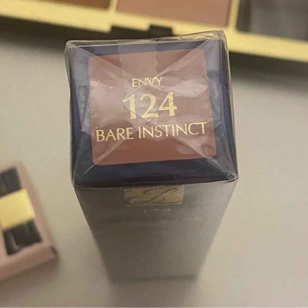 RARE Estee Lauder Pure Color Envy Sculpting Lipstick 124 Bare Instinct